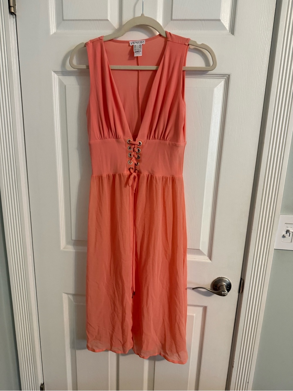 VENUS Coral Lace-Up V-Neck Midi Top